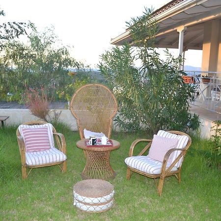 Corinthian Sun - Vacation Home Kültér fotó