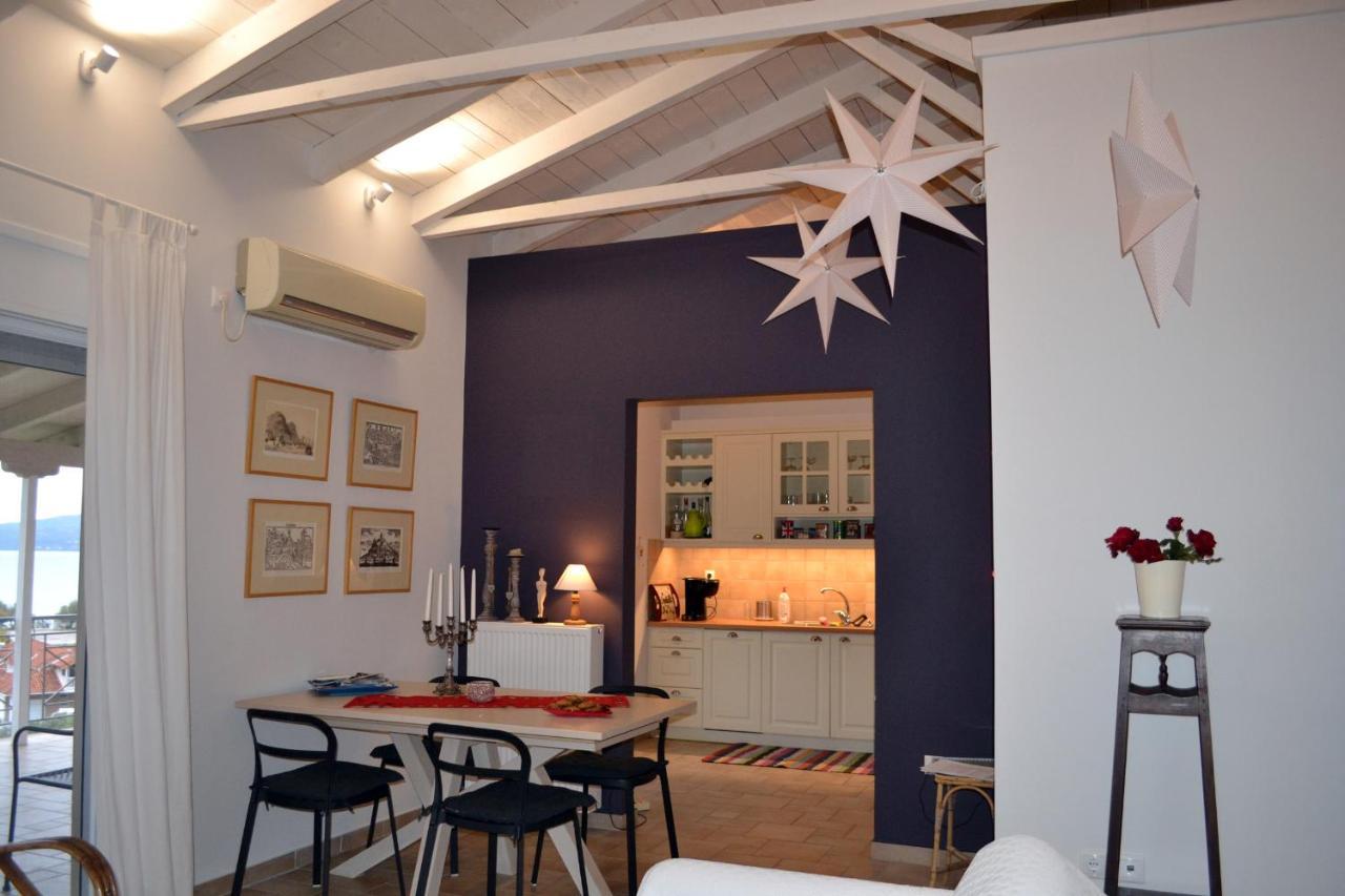Corinthian Sun - Vacation Home Kültér fotó