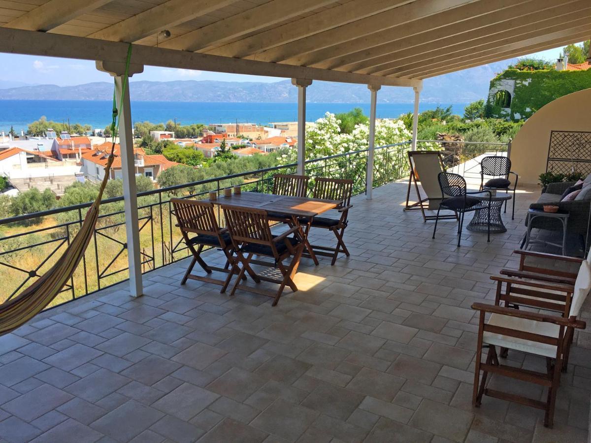 Corinthian Sun - Vacation Home Kültér fotó