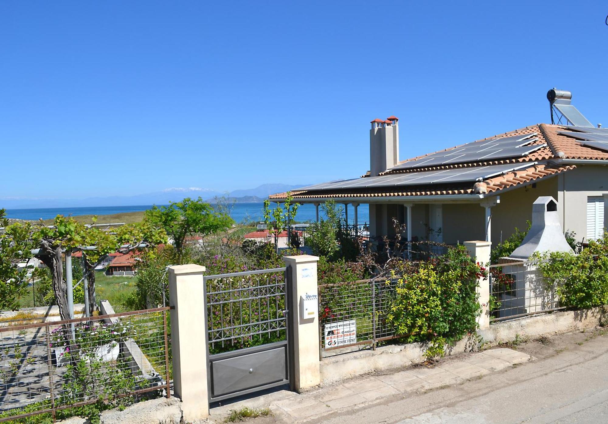 Corinthian Sun - Vacation Home Kültér fotó